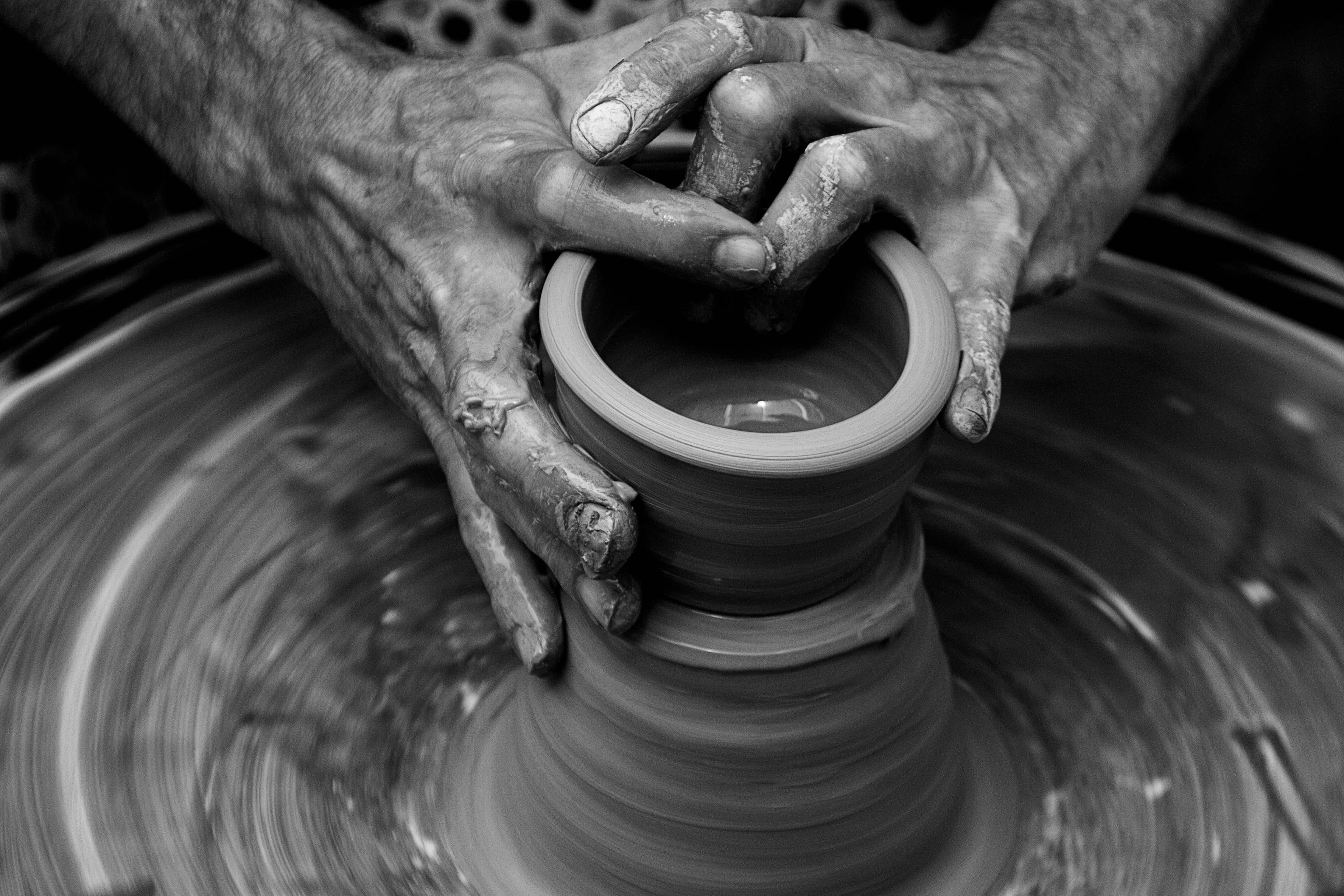 The Maker's Hands-Homo Faber and the Art of Handmade Soap: Issue No. 1